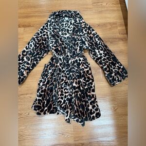 Soma Leopard Print Cozy Robe